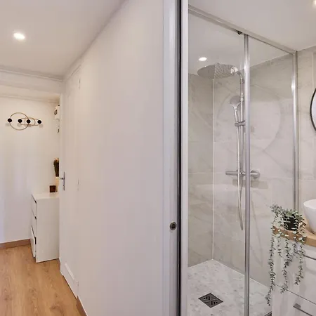 Apartment Superb In The Marais Paris